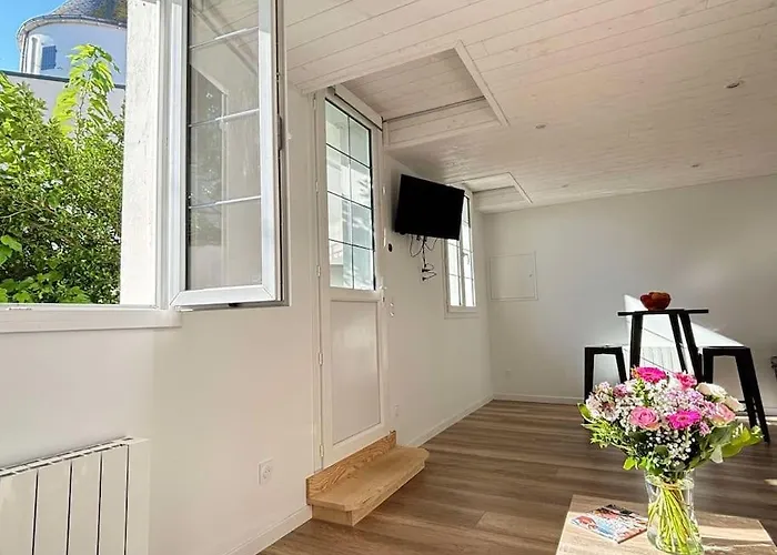 L'hirondelle, Renove Au Coeur D'arago Apartmán *